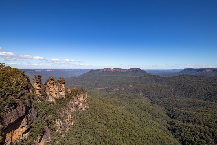 The three sisters and the surrounding landscape.